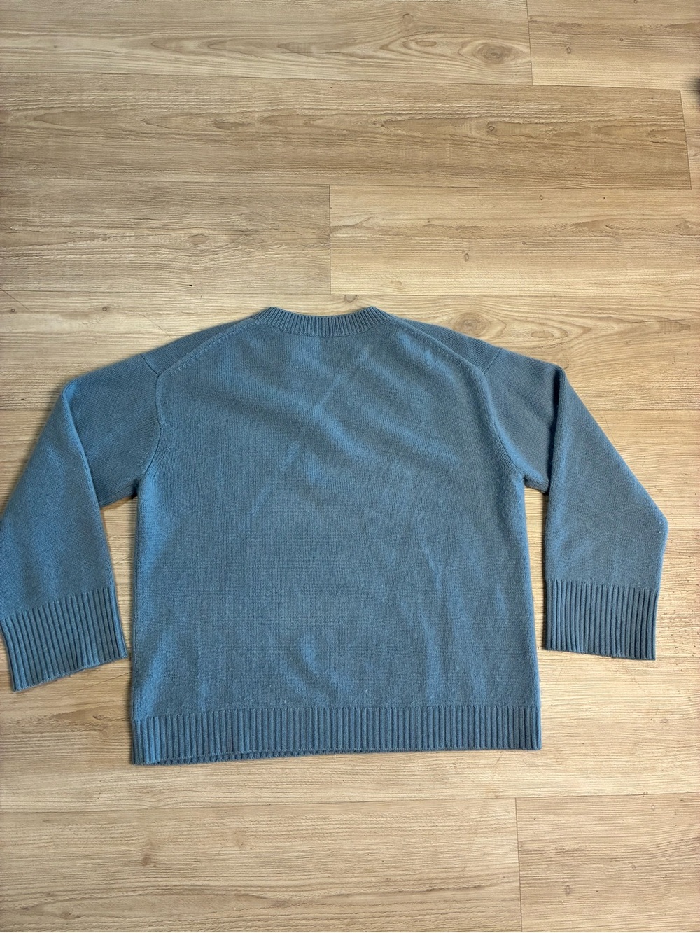 Vince Blue Cashmere Sweater - Picture 6 of 6